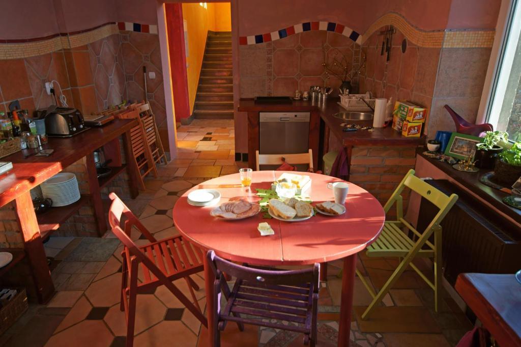 El Hostel Warszawa Eksteriør bilde
