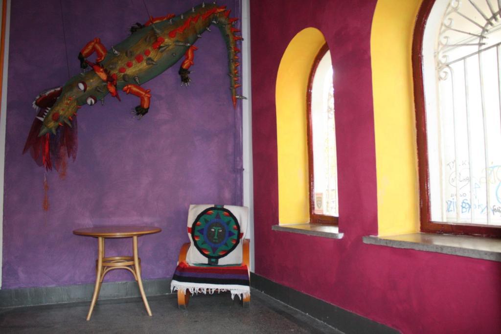 El Hostel Warszawa Eksteriør bilde