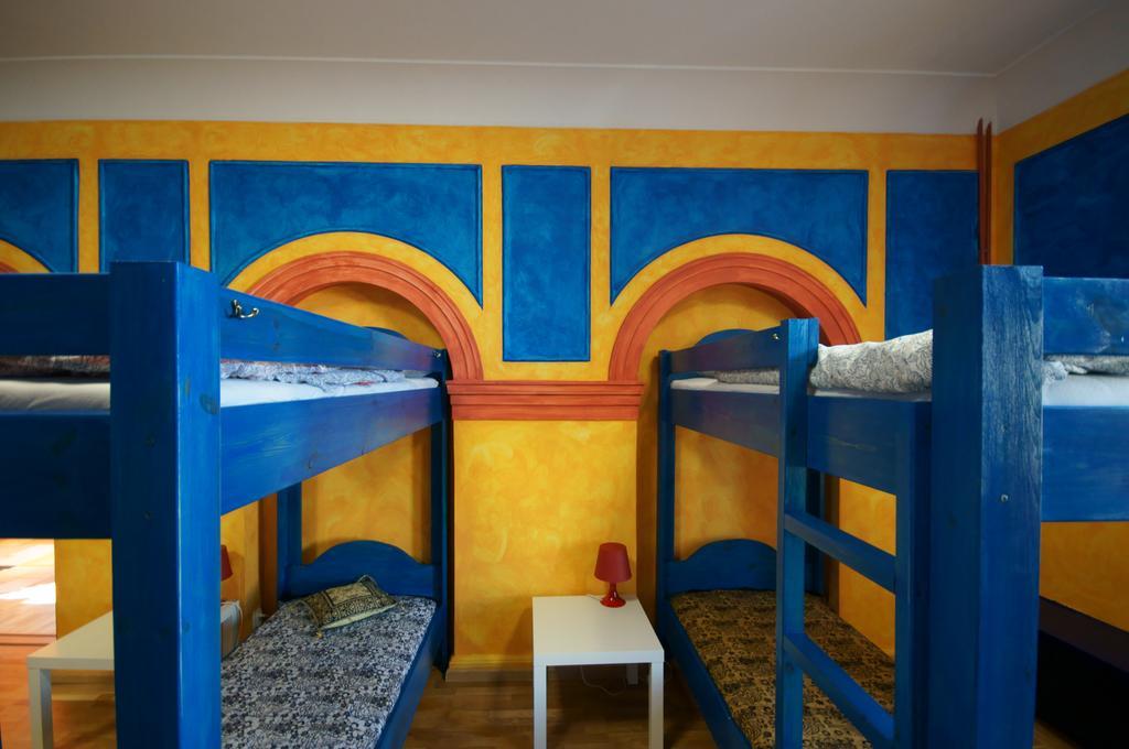 El Hostel Warszawa Eksteriør bilde